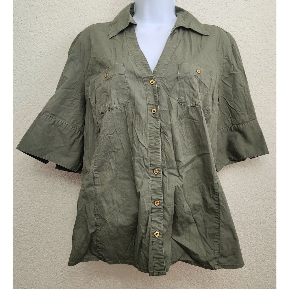 Cato Army Green Button Up V Neck Top XL Short Cuffed Sleeves Lightweight Soft
